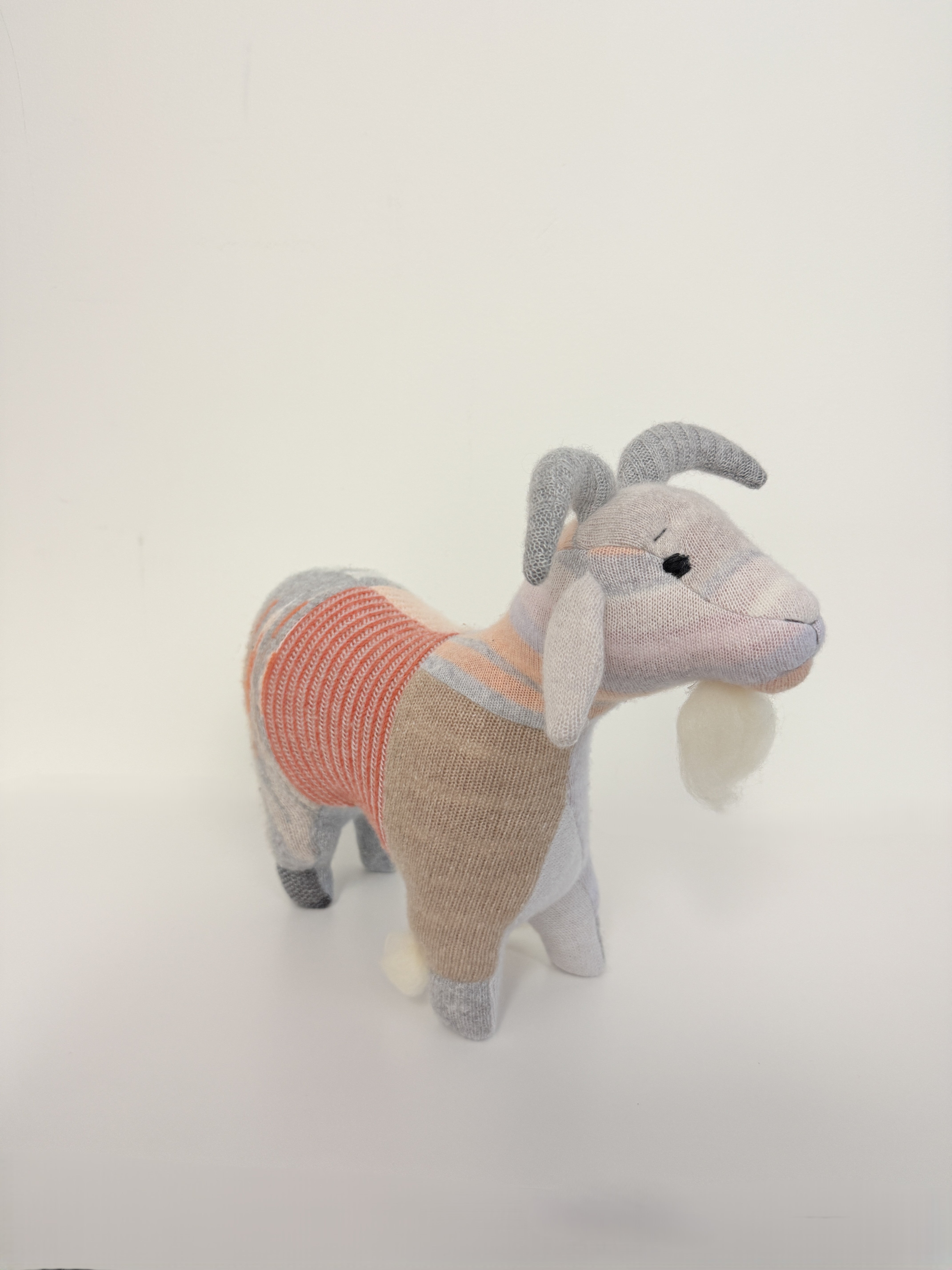 SMALL STUFFED GOAT - NORA THE GOAT – Kinross Cashmere