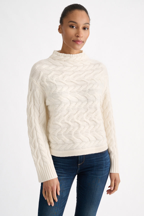 Luxe Horizontal Cable Funnel