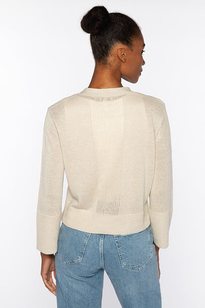 VEE BUTTON CARDIGAN - detail view