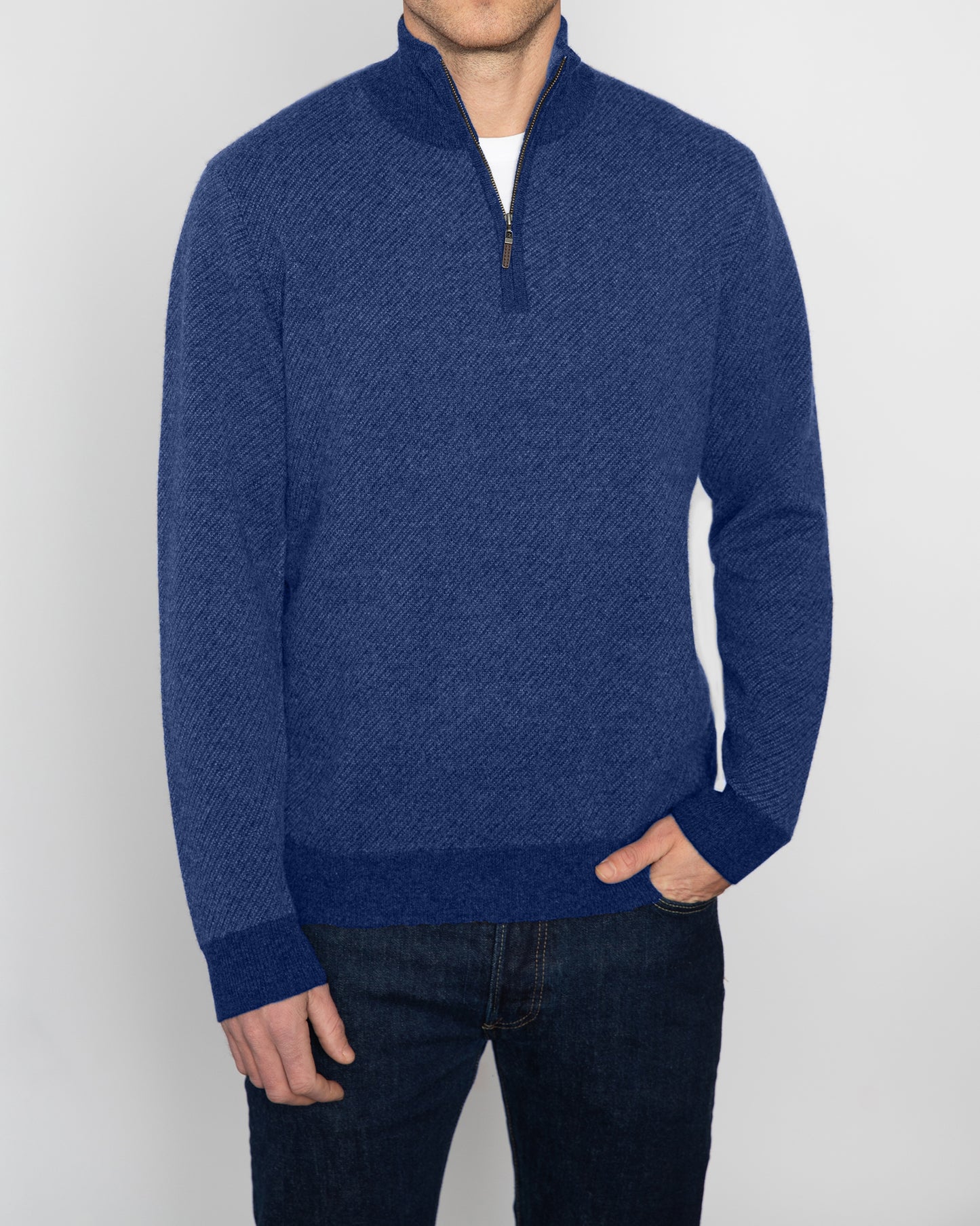 DIAGONAL JACQUARD QTR ZIP MOCK