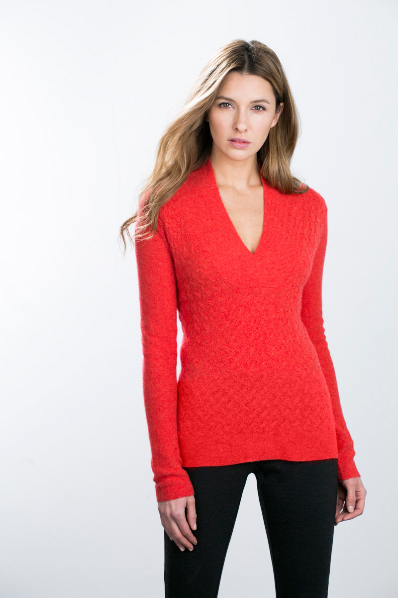 Kinross Cashmere | Braided Cable Crossover V-neck